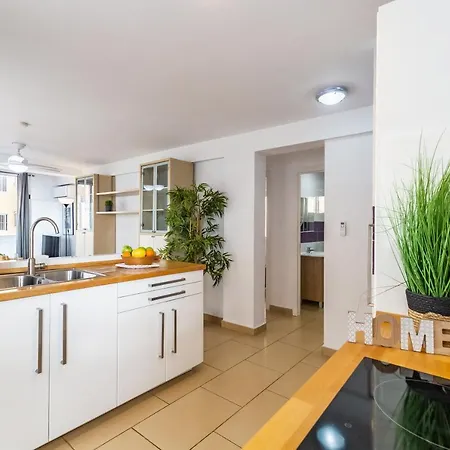 Apartmentos Vistamar Apartment